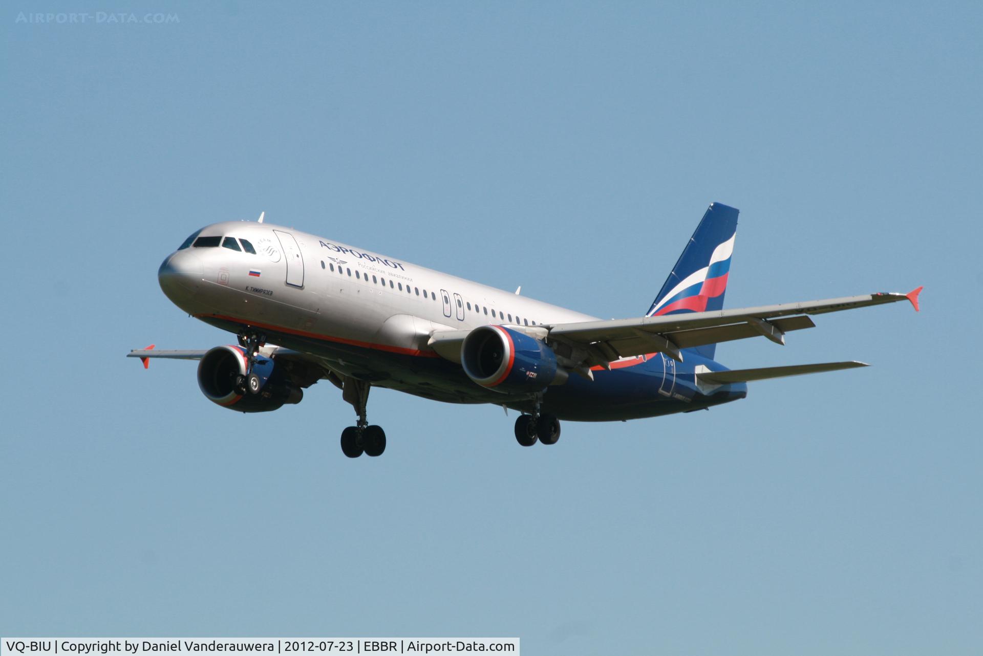 VQ-BIU, 2011 Airbus A320-214 C/N 4684, Arrival of flight SU2560 to RWY 25L
