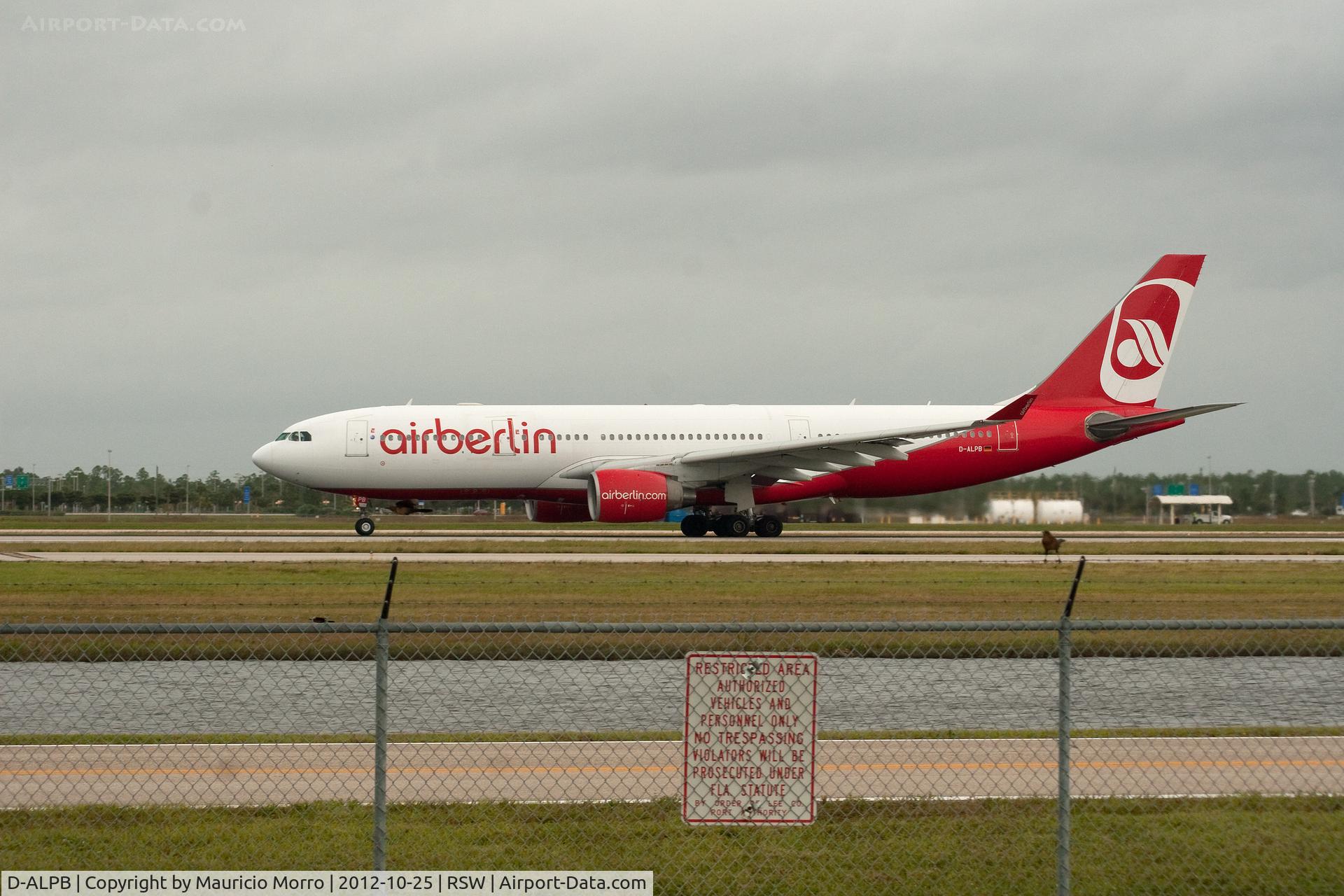 D-ALPB, 2001 Airbus A330-223 C/N 432, Departing for Duesseldorf