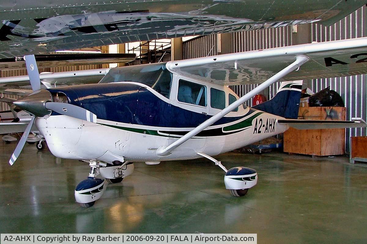 A2-AHX, Cessna U206D Super Skywagon C/N U206-1316, Cessna U.206D Super Skywagon [U206-1316] Lanseria~ZS 20/09/2006