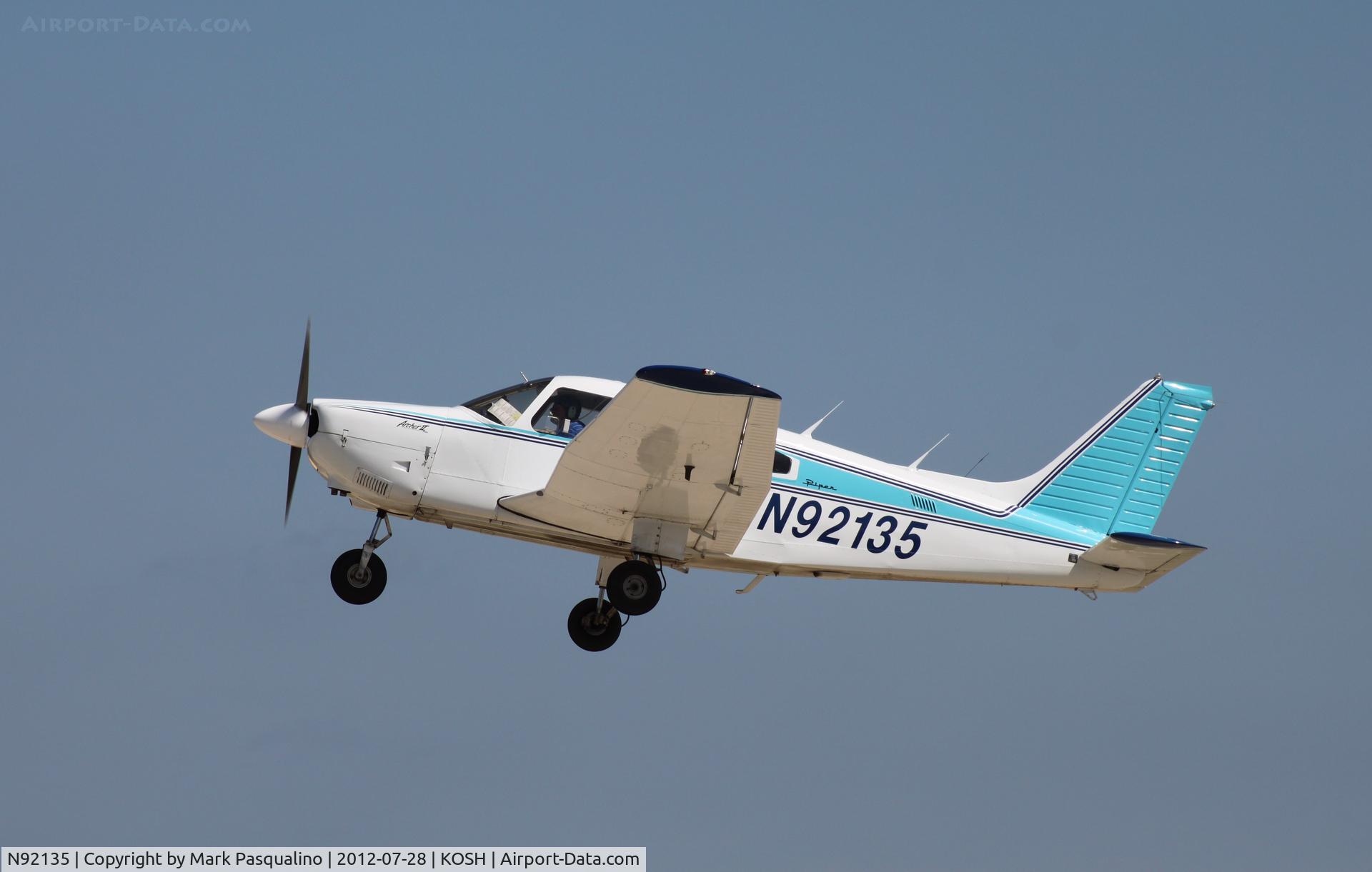 N92135, 1979 Piper PA-28-181 Archer C/N 288090127, Piper PA-28-181