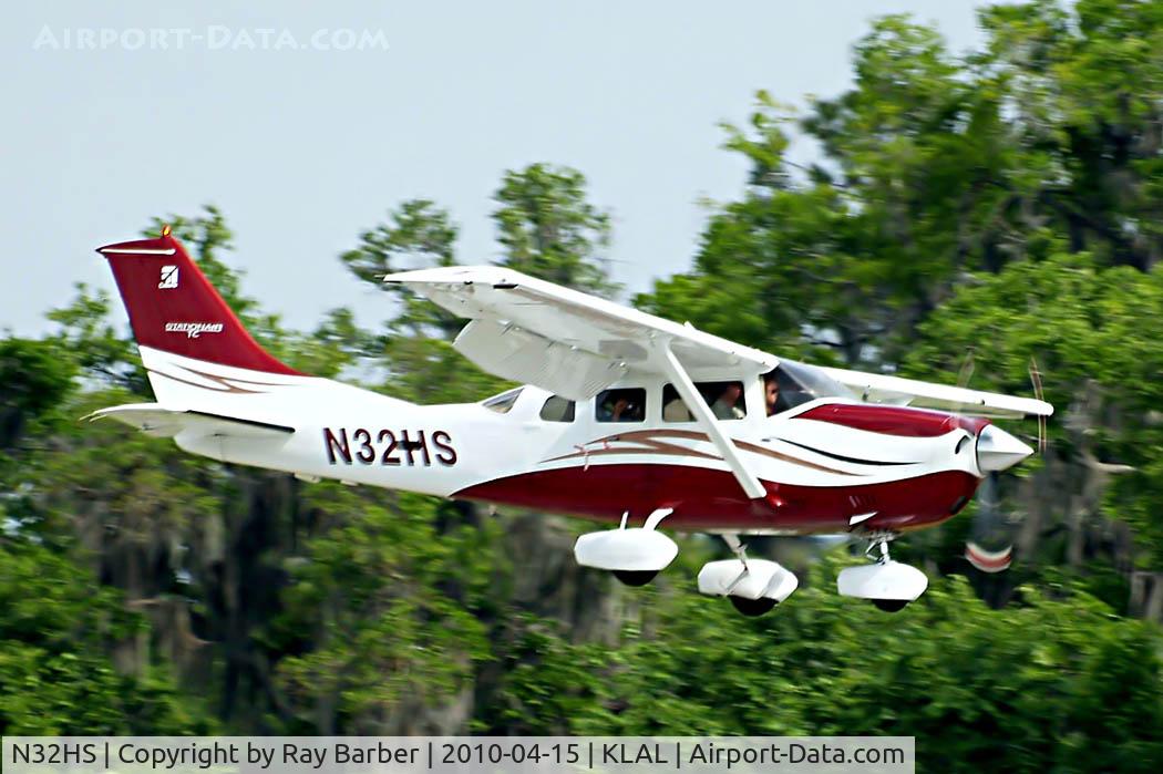 N32HS, 2006 Cessna T206H Turbo Stationair C/N T20608645, Cessna T.206H Turbo Stationair TC [T206-08645] Lakeland-Linder~N 15/04/2010