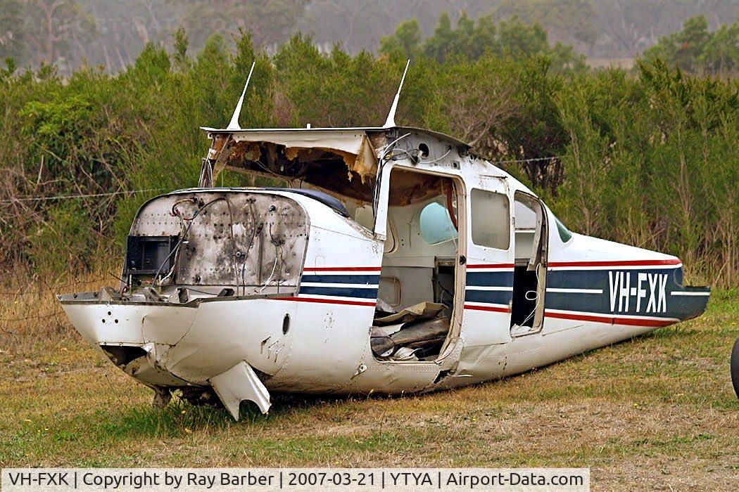 VH-FXK, 1962 Cessna 210-5 C/N 2050133, Cessna 205 [205-0133] Tyabb~VH 21/03/2007.