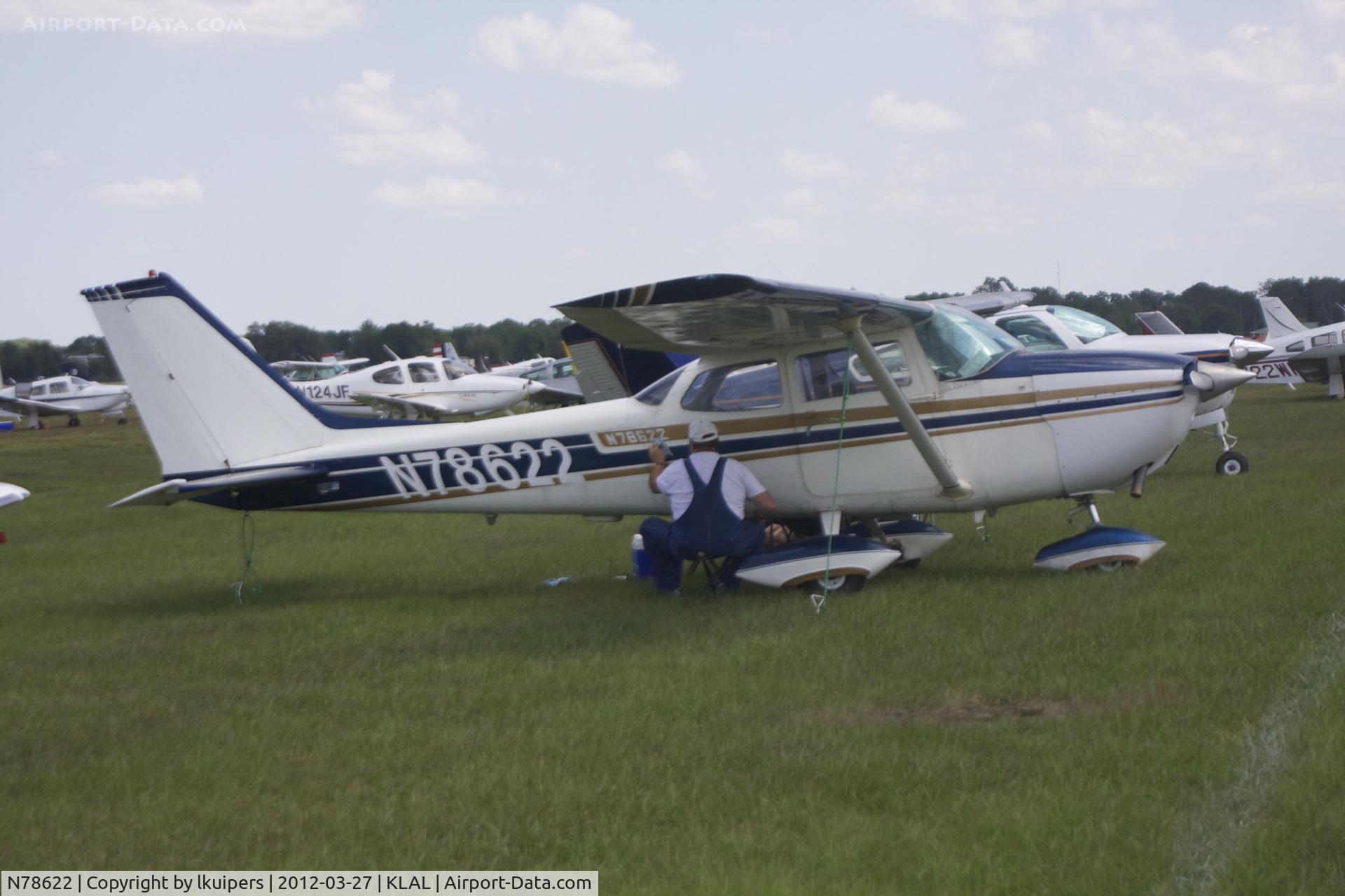 N78622, 1968 Cessna 172K Skyhawk C/N 17257689, at Sun 'n Fun 2012