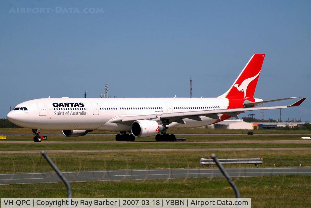 VH-QPC, 2003 Airbus A330-303 C/N 564, Airbus A330-303 [564] (QANTAS) Brisbane-International~VH 18/03/2007