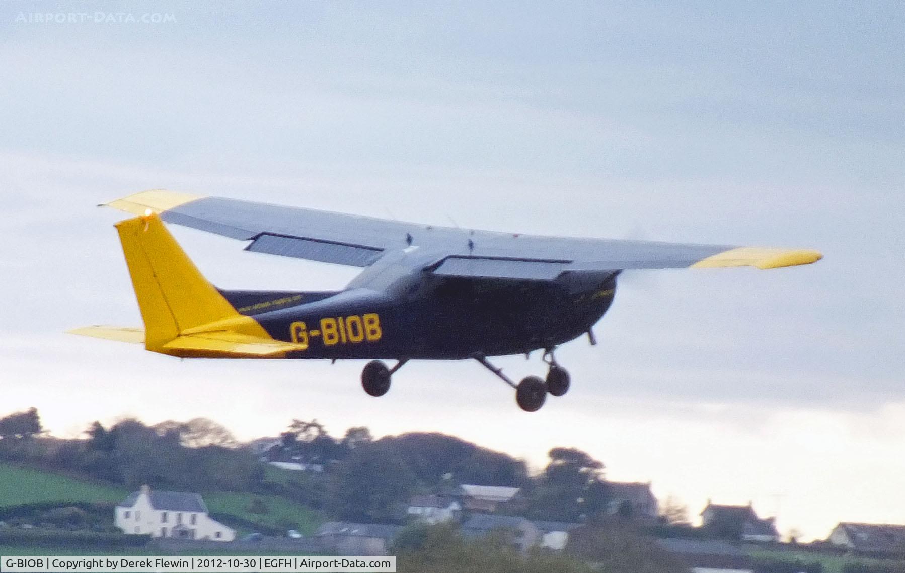 G-BIOB, 1981 Reims F172P Skyhawk C/N 2042, Seen at EGFH.