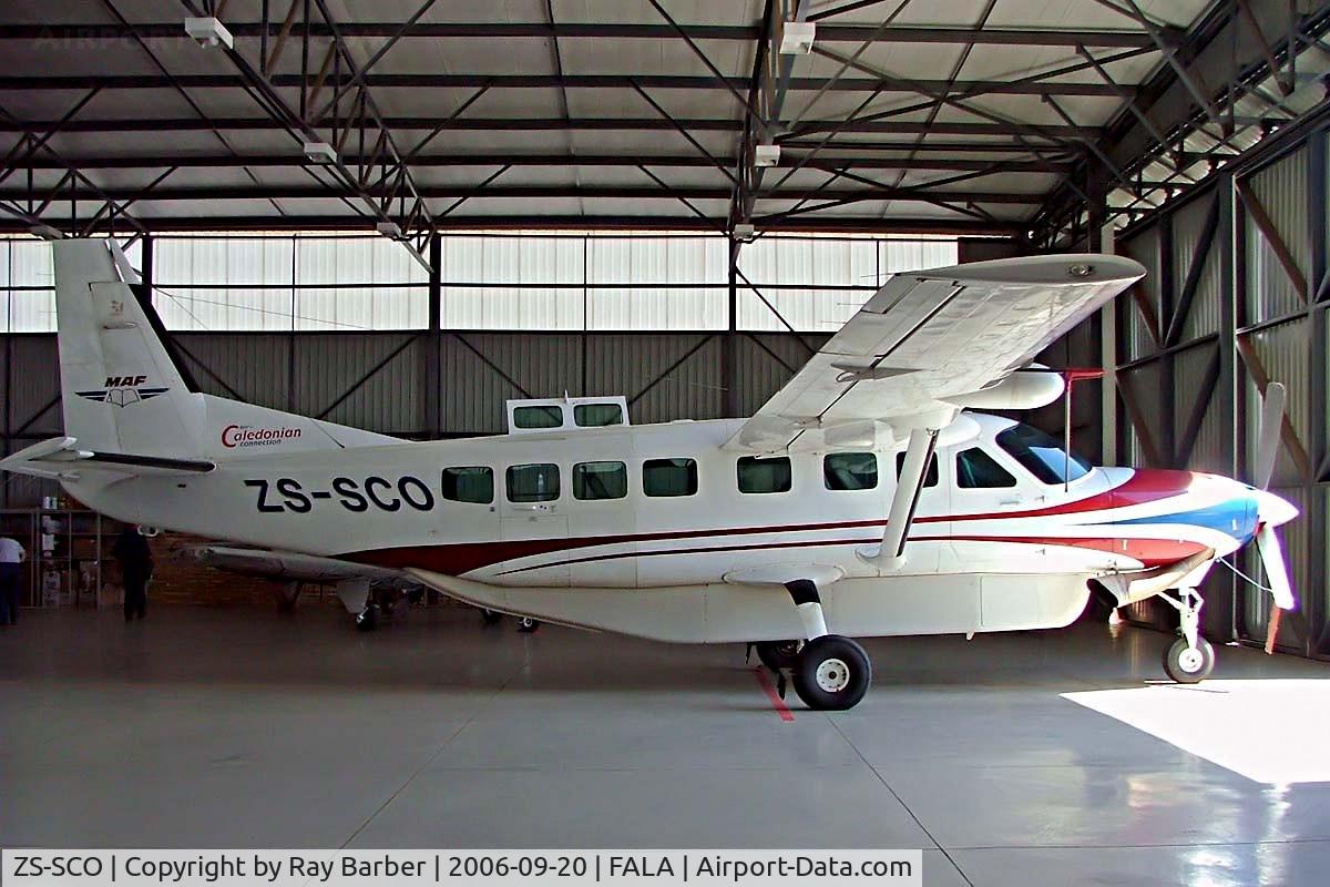 ZS-SCO, 1998 Cessna 5H-CAR C/N 208B0720, Cessna 208B Grand Caravan [208B-0720] (Missionary Aviation Fellowship) Lanseria~ZS 20/09/2006