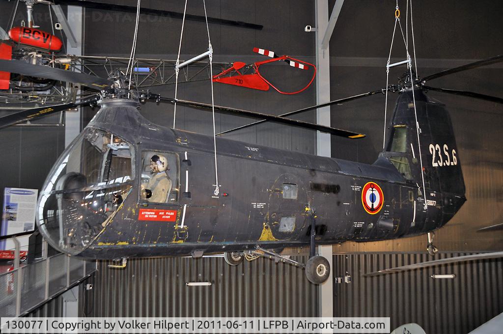 130077, Piasecki HUP-2 Retriever C/N 77, at Le Bourget