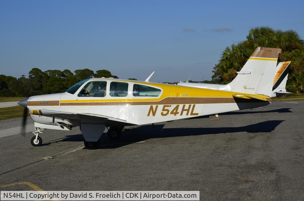 N54HL, 1972 Beech F33A Bonanza C/N CE-376, Beech about to take off from Cedar Key, Florida on a beautiful day to fly.