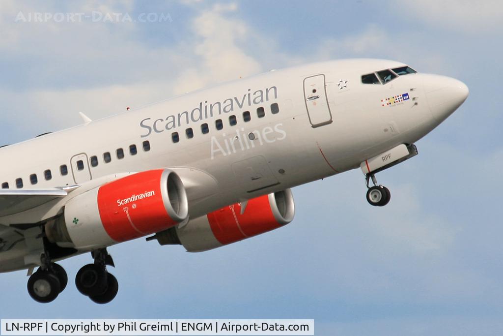LN-RPF, 1999 Boeing 737-683 C/N 28307, Taken at OSL.
