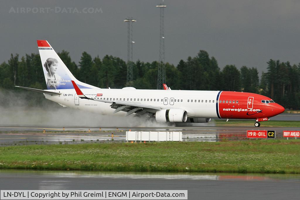 LN-DYL, 2011 Boeing 737-8JP C/N 40867, Taken at OSL.