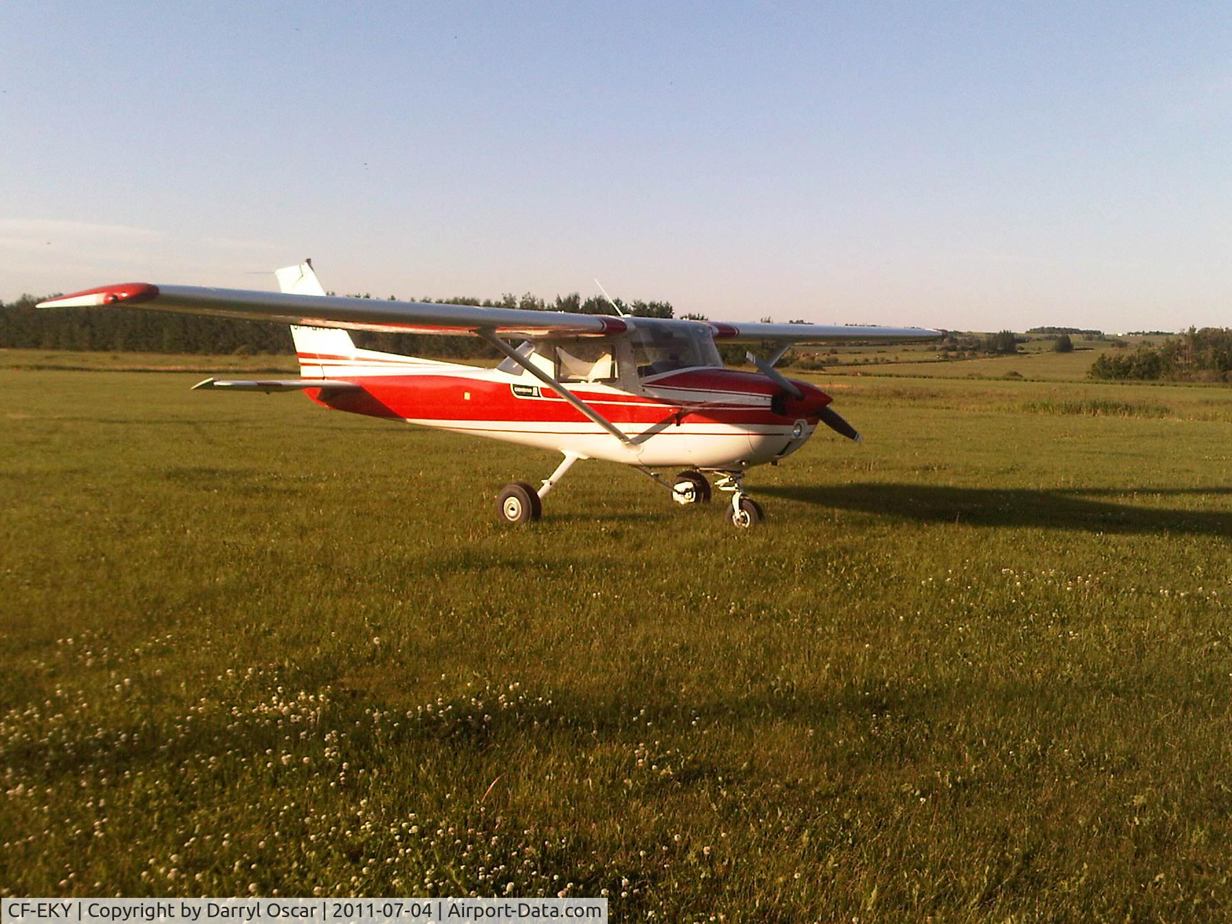 CF-EKY, 1972 Cessna 150L C/N 15073419, Rimbey, Alberta grass field