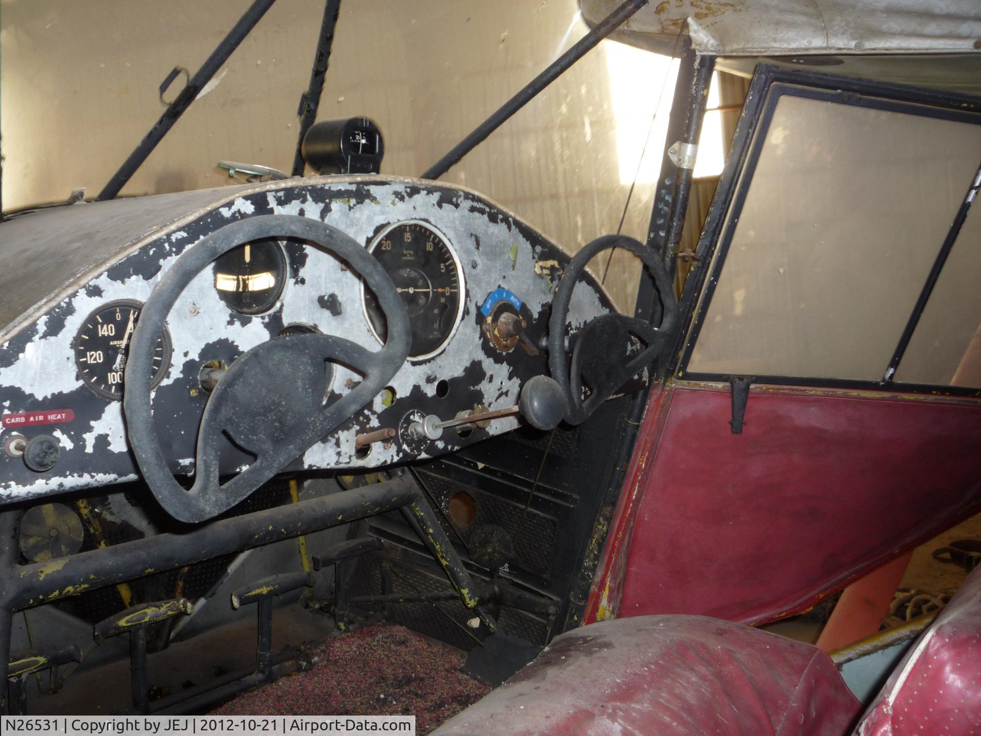 N26531, 1940 Taylorcraft BL-65 (L-2F) C/N 1872, Inside