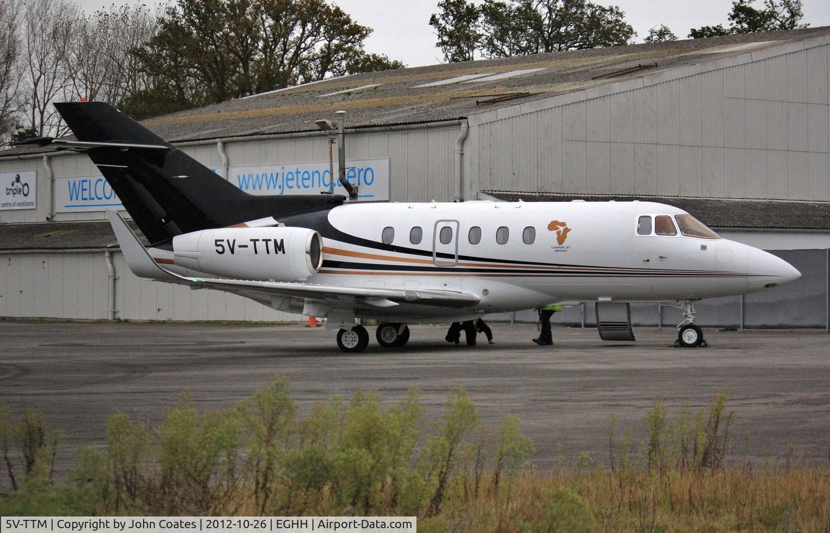 5V-TTM, 2003 Raytheon Hawker 800XP C/N 258632, ex TY-VLT arrives at JETS