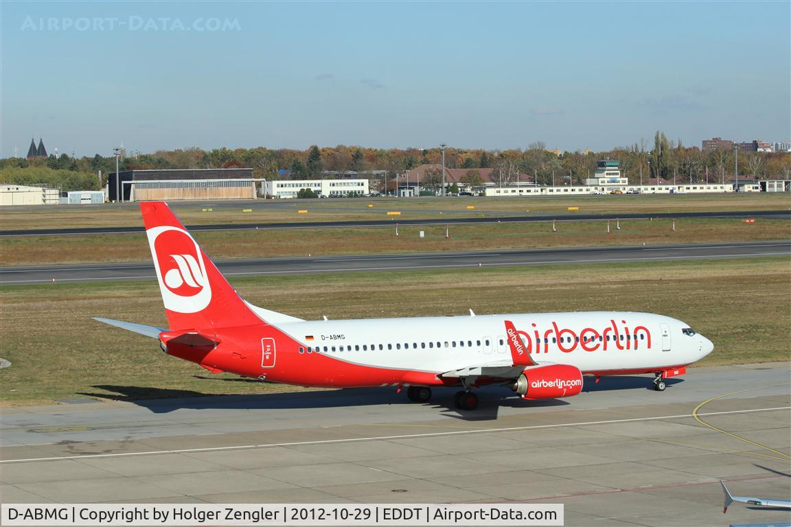 D-ABMG, 2011 Boeing 737-86J C/N 37768, Rolling by to AirBerlin base at Terminal 4.
