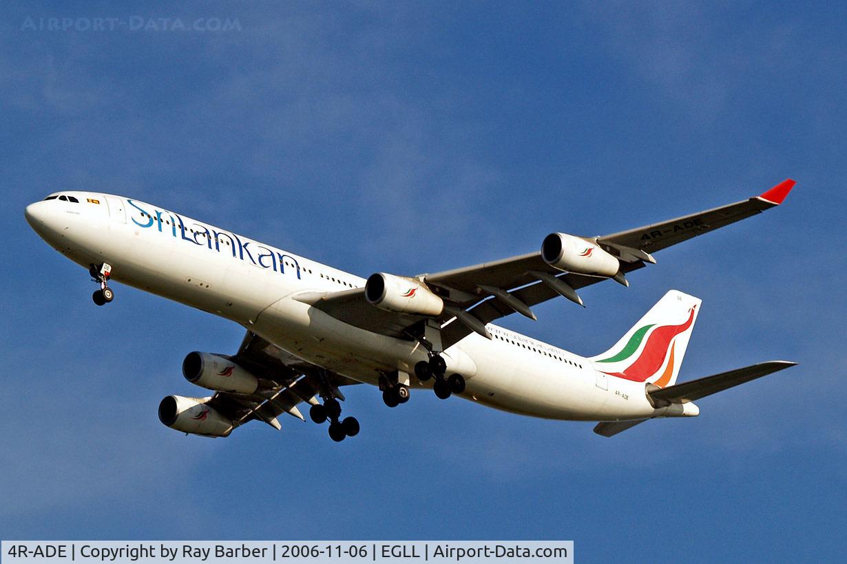 4R-ADE, 2000 Airbus A340-313 C/N 367, Airbus A340-313X [367] (Srilankan) Heathrow~G 06/11/2006