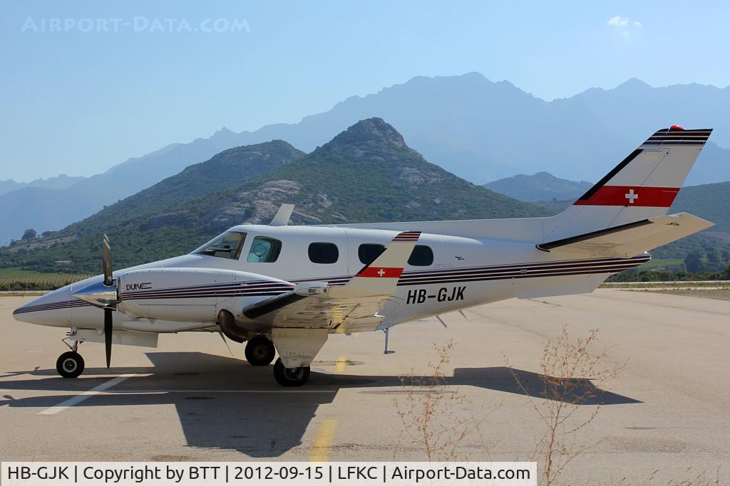 HB-GJK, 1974 Beech B-60 Duke C/N P-274, Parked