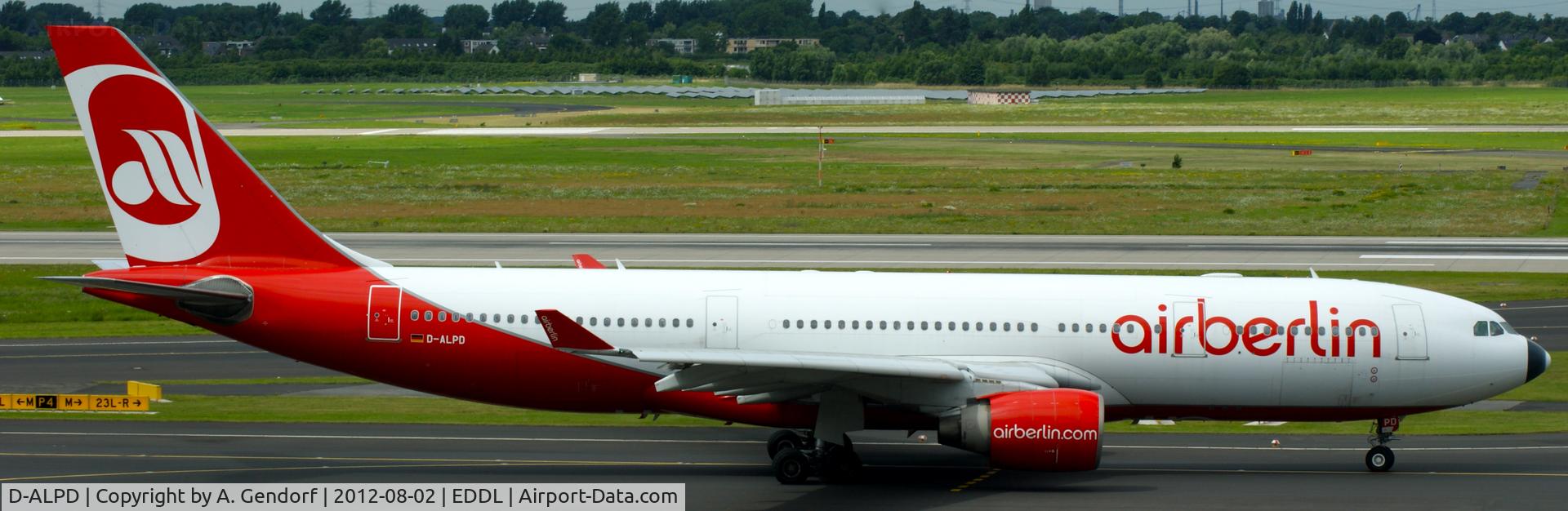 D-ALPD, 2002 Airbus A330-223 C/N 454, Air Berlin, on the taxiway M for departure at Düsseldorf Int´l (EDDL)