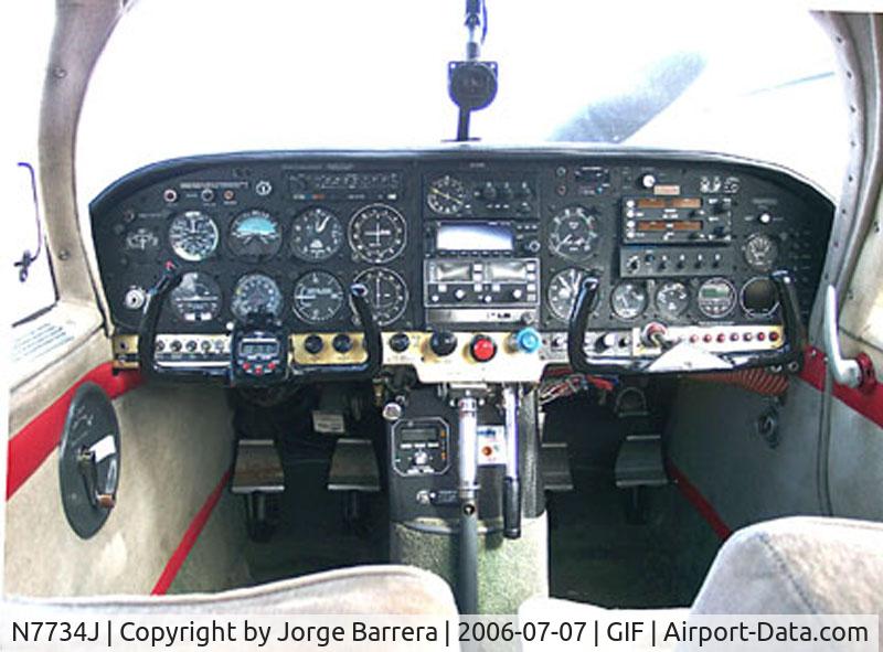 N7734J, 1969 Piper PA-32-260 Cherokee Six Cherokee Six C/N 32-1137, Instrument Panel in 2006, right before I sold her