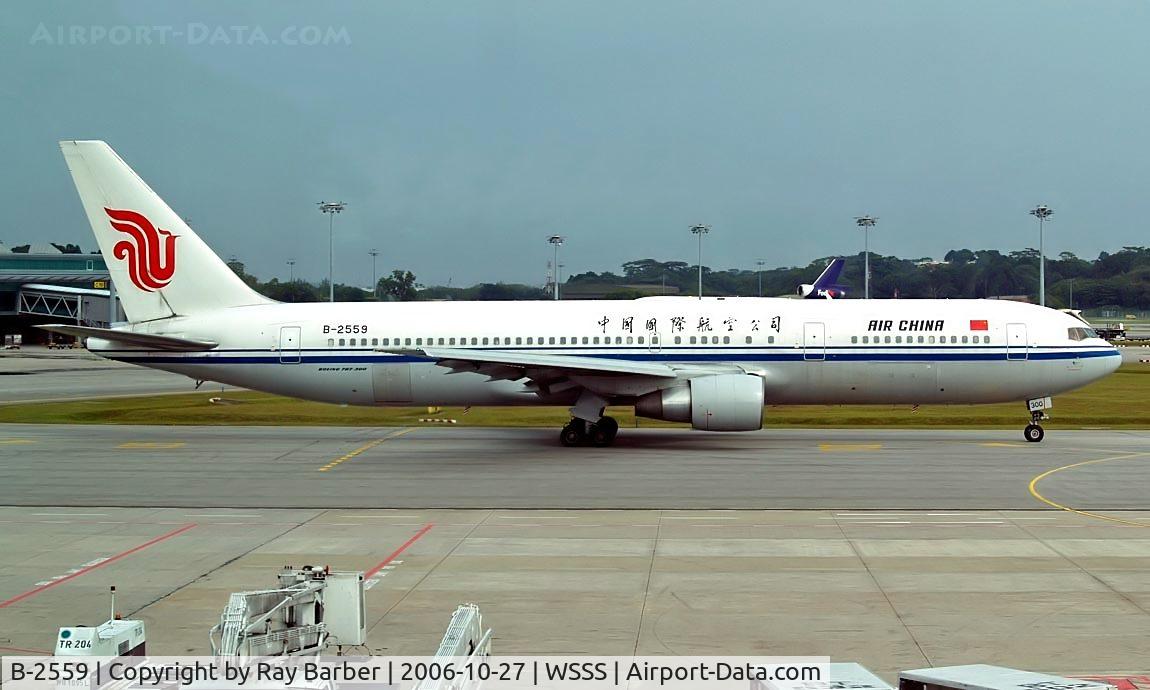 B-2559, Boeing 767-3J6 C/N 25877, Boeing 767-3J6 [25877] (Air China) Changi~9V 27/10/2006