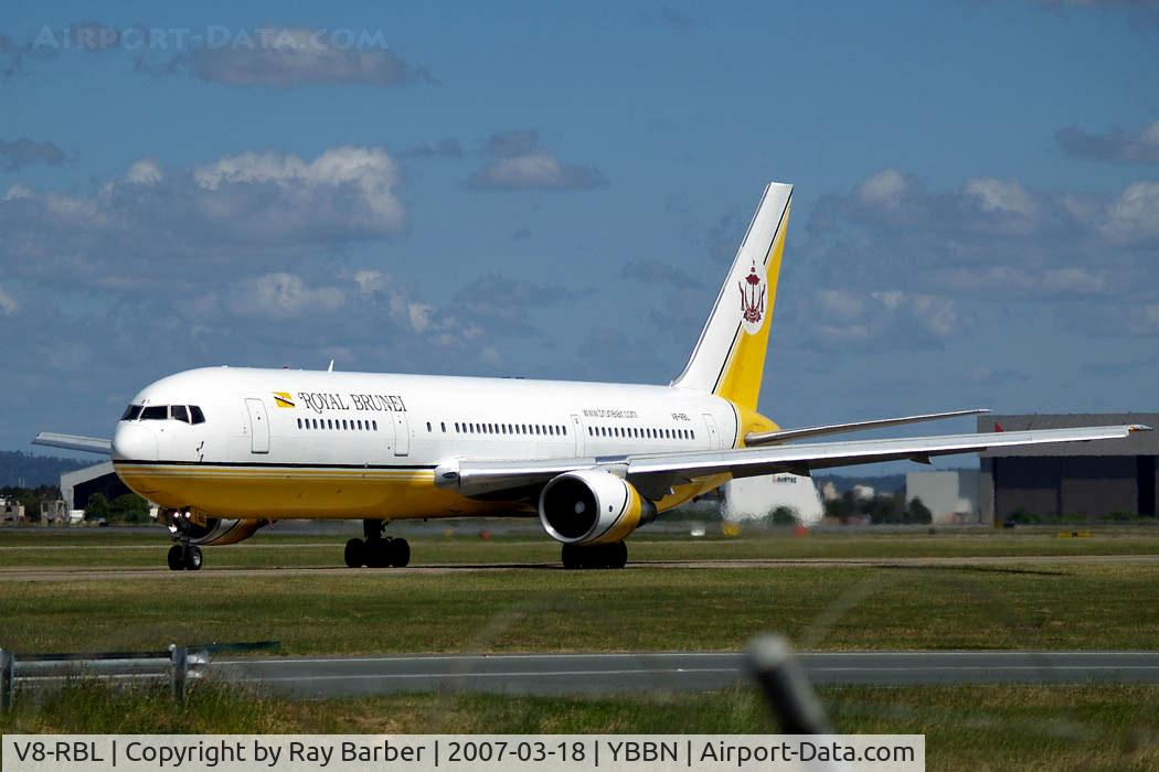 V8-RBL, 1993 Boeing 767-33A/ER C/N 27189, Boeing 767-33AER [27189] (Royal Brunei Airlines) Brisbane Int~VH 18/03/2007