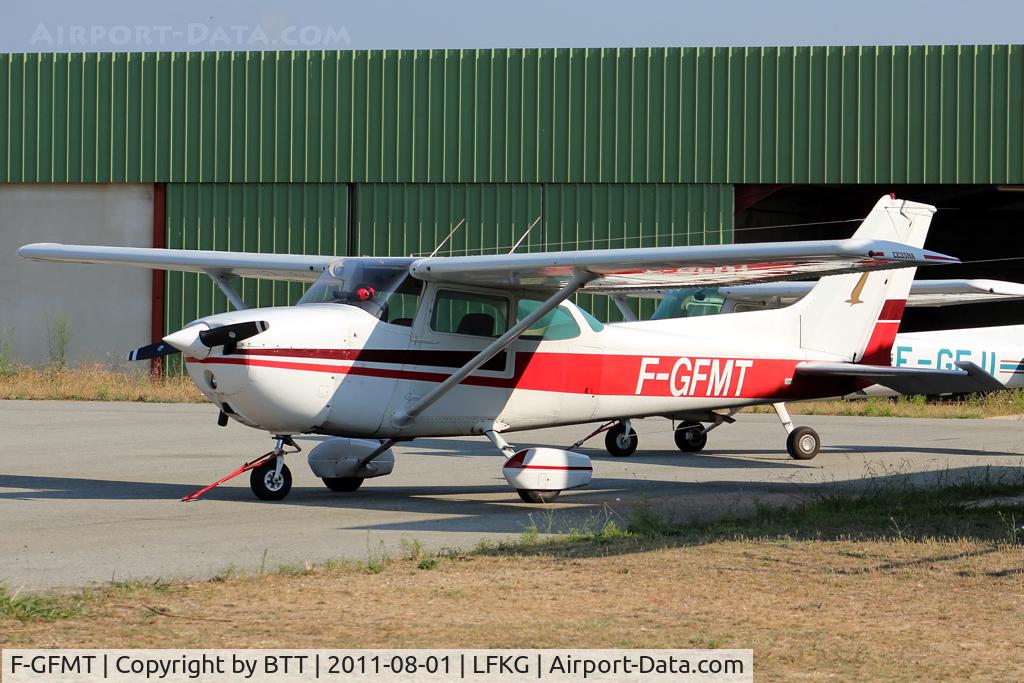 F-GFMT, Reims F172N Skyhawk C/N 172-68481, Built 1977