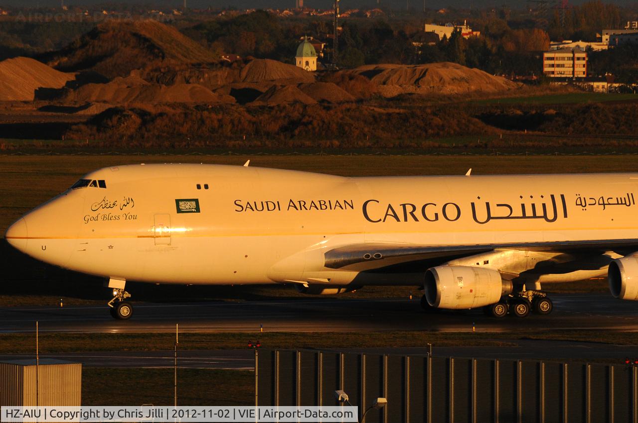 HZ-AIU, 1988 Boeing 747-268F C/N 24359/724, Saudi Arabian Cargo