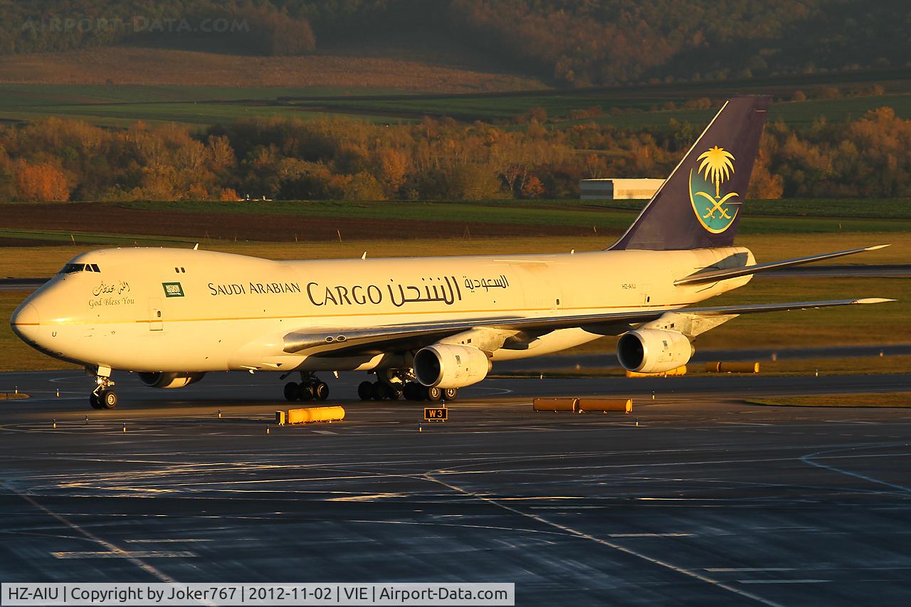 HZ-AIU, 1988 Boeing 747-268F C/N 24359/724, Saudi Arabian Cargo