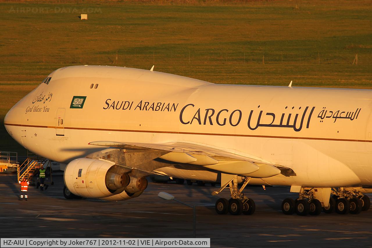HZ-AIU, 1988 Boeing 747-268F C/N 24359/724, Saudi Arabian Cargo