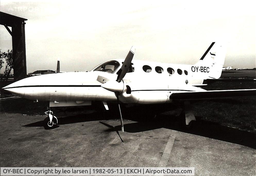 OY-BEC, 1977 Cessna 421C Golden Eagle C/N 421C-0218, Copenhagen Kastrup 13.5.82