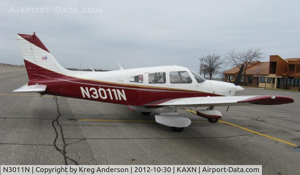 N3011N, 1979 Piper PA-28-236 Dakota C/N 28-7911098, Piper PA-28-236 Dakota on the line.