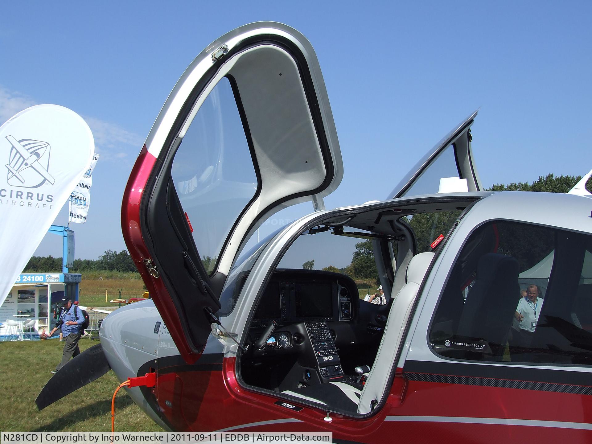 N281CD, Cirrus SR22T C/N 0350, Cirrus SR22T at the ILA 2012, Berlin