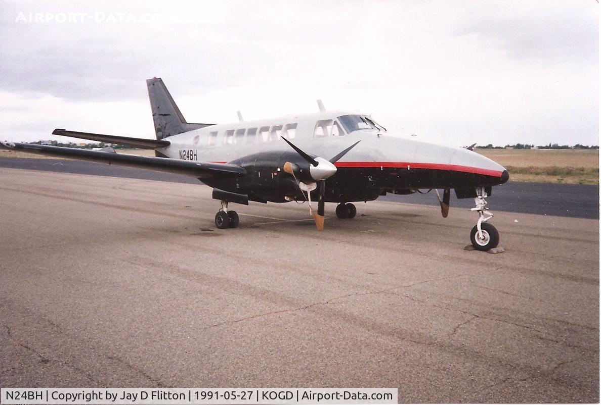 N24BH, 1985 Beech 99 Airliner C/N U-67, Unloved, never to fly again.