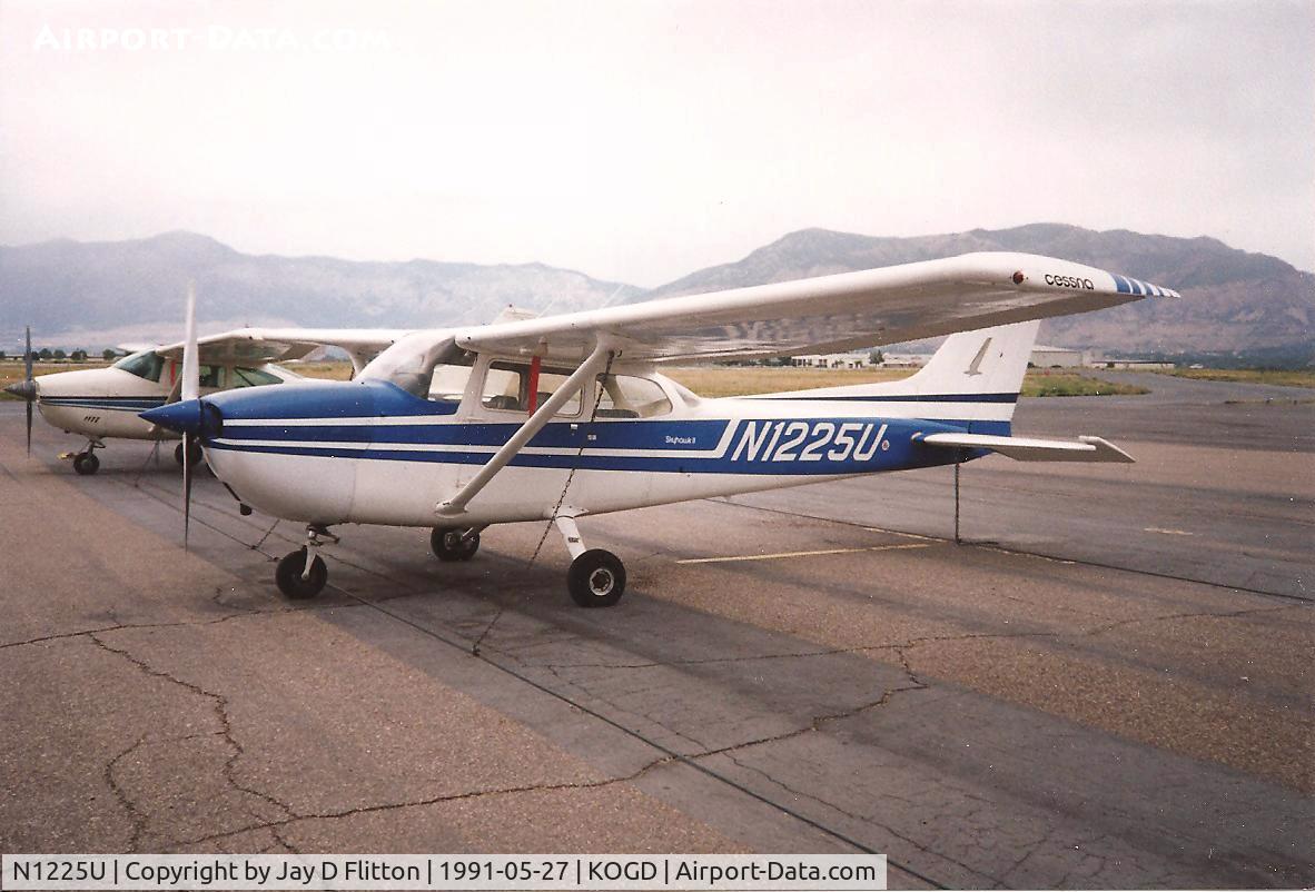 N1225U, 1976 Cessna 172M C/N 17266921, 1976 Cessna 172