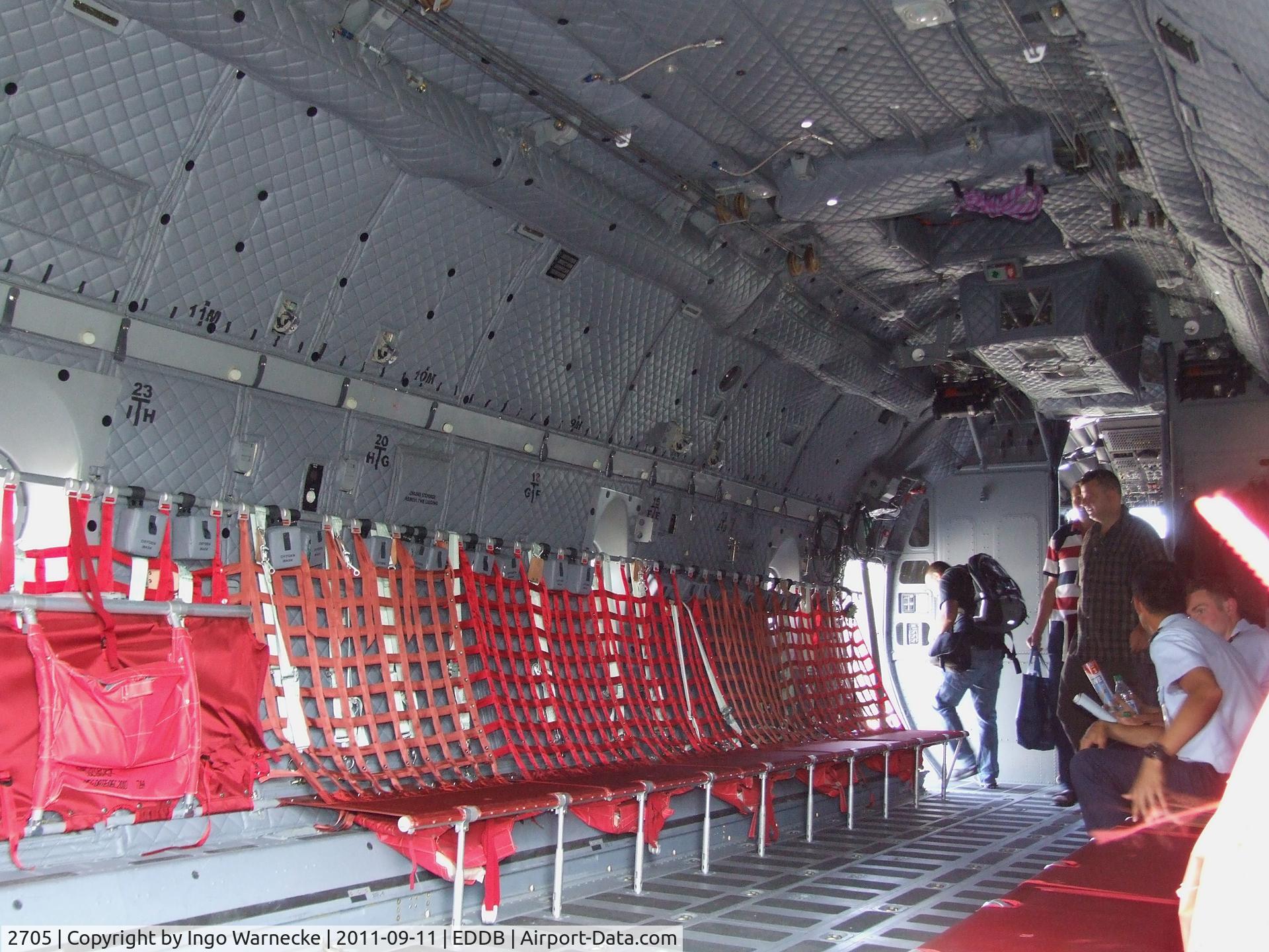 2705, Alenia C-27J Spartan C/N 4167, Alenia C-27J Spartan of the Romanian Air Force at the ILA 2012, Berlin  #i