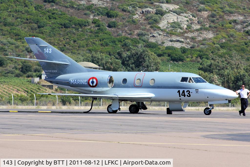 143, 1979 Dassault Falcon 10MER C/N 143, Refueling