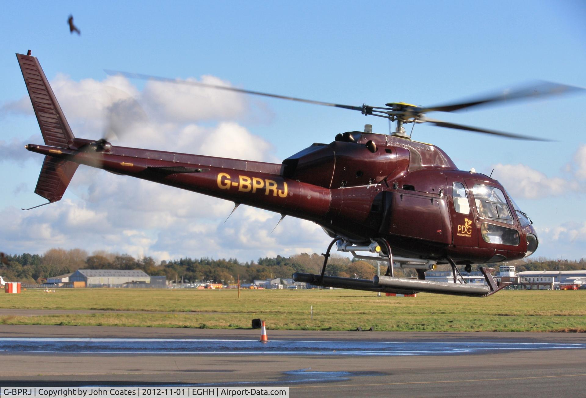 G-BPRJ, 1982 Aerospatiale AS-355F-1 Ecureuil 2 C/N 5201, Regular visitor departs