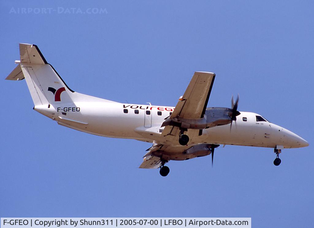 F-GFEO, 1987 Embraer EMB-120ER Brasilia C/N 120062, Landing rwy 32L...
