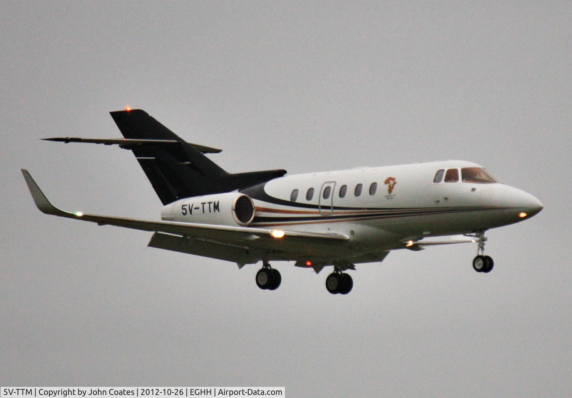 5V-TTM, 2003 Raytheon Hawker 800XP C/N 258632, ex TY-VLT arriving to JETS