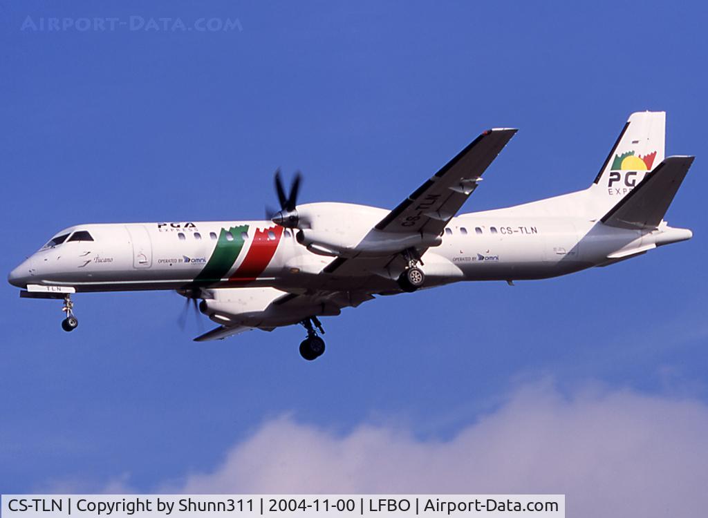 CS-TLN, 1995 Saab 2000 C/N 2000-016, Landing rwy 32L