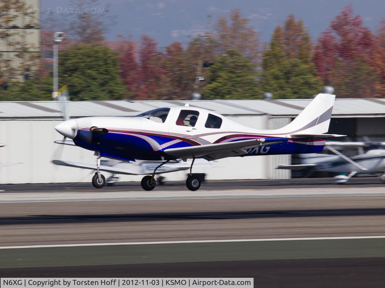 N6XG, 2008 Lancair Propjet C/N LIV-533, N6XG arriving on RWY 21