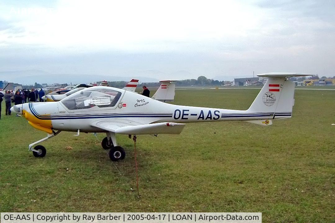 OE-AAS, HOAC DV-20 Katana C/N 20126, AAS   HOAC DV-20 Katana  [20126]  Weiner-Neustadt Ost~OE 17/04/2005