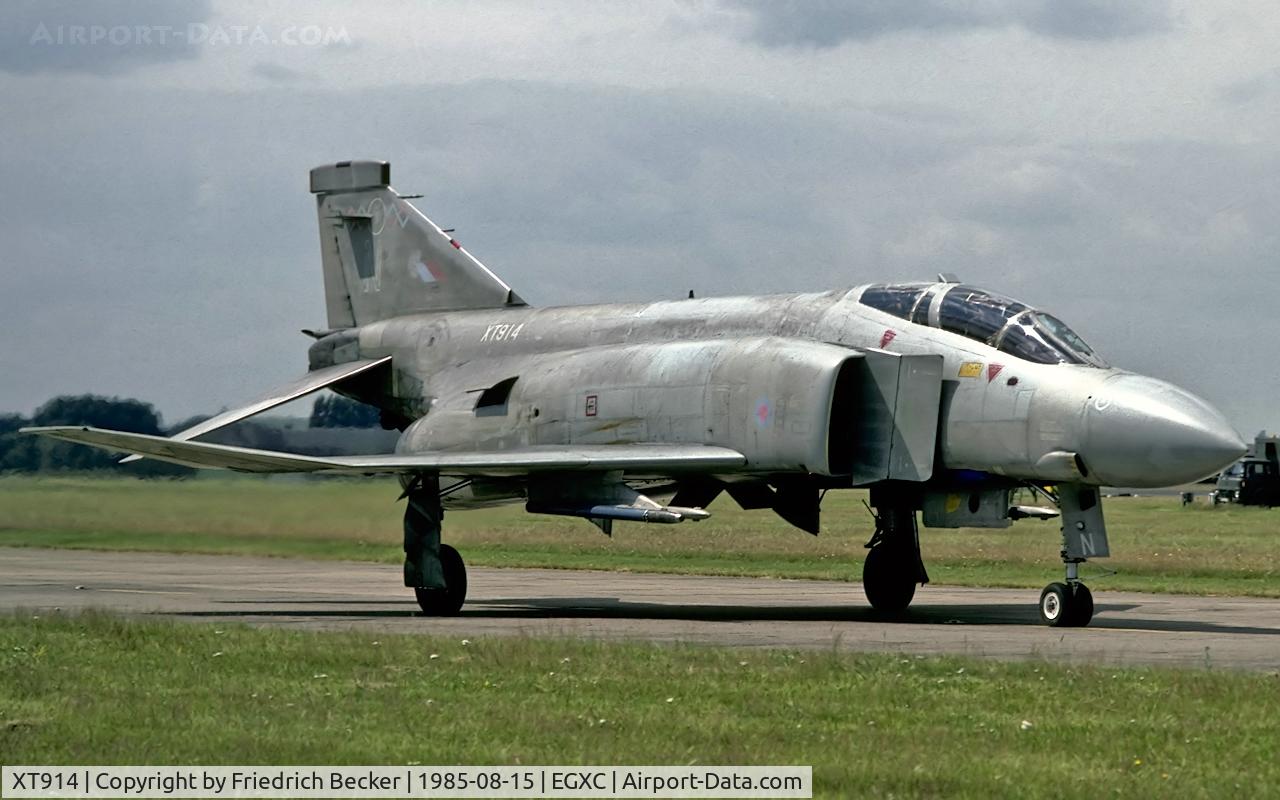 XT914, 1968 McDonnell Douglas Phantom FGR2 C/N 2771, taxying to the active