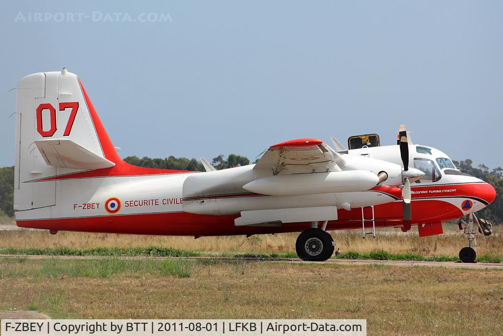 F-ZBEY, Grumman TS-2A/Conair Turbo Firecat C/N 400, Ready for action on the temporary Securité Civile base of Bastia