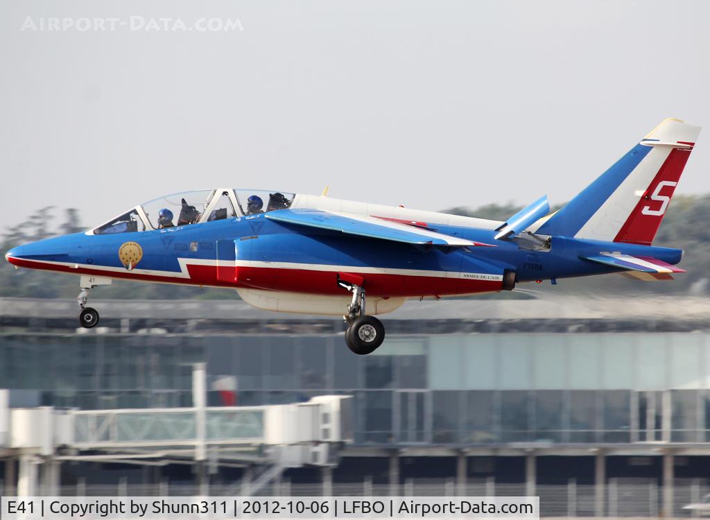 E41, Dassault-Dornier Alpha Jet E C/N E41, Landing rwy 14L