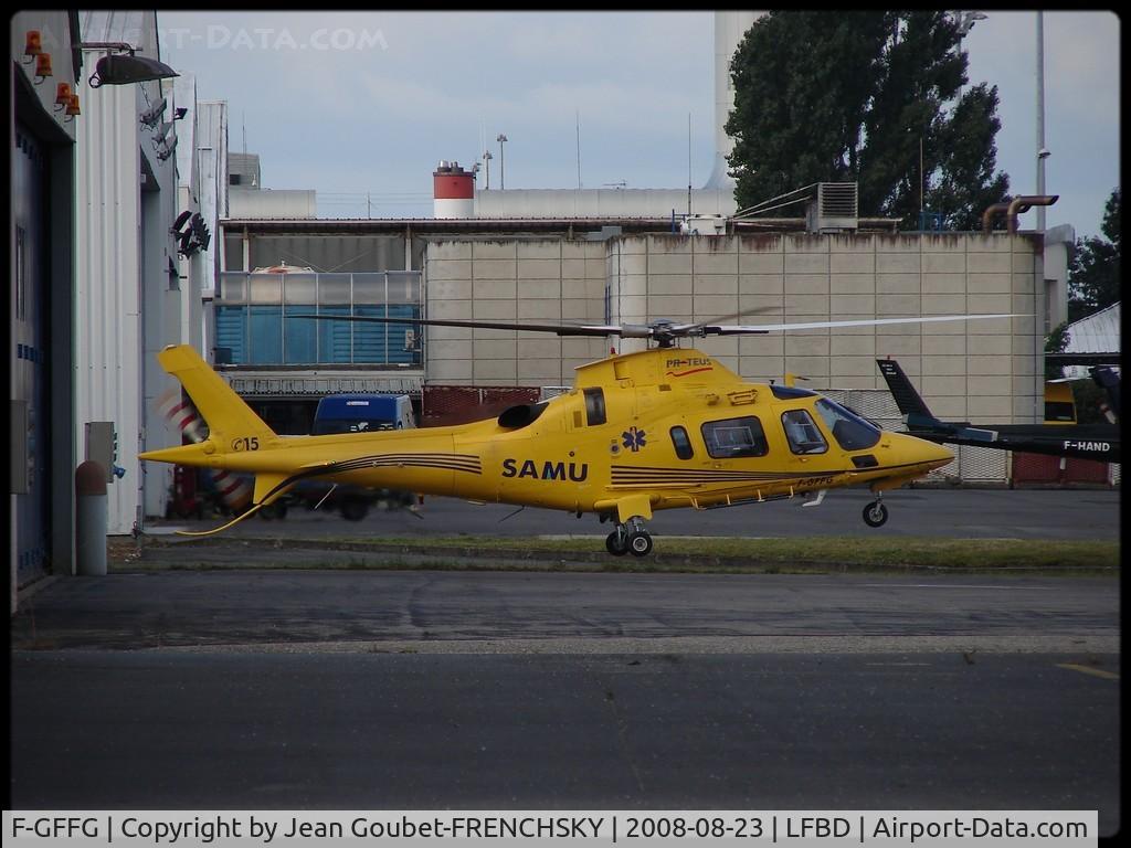 F-GFFG, 1980 Aérospatiale SA-315B Lama C/N 1155/16, parking SAMU