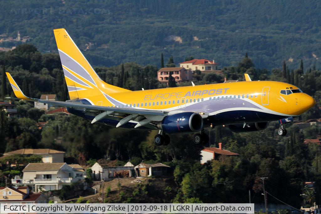 F-GZTC, 2002 Boeing 737-73V C/N 32414, visitor
