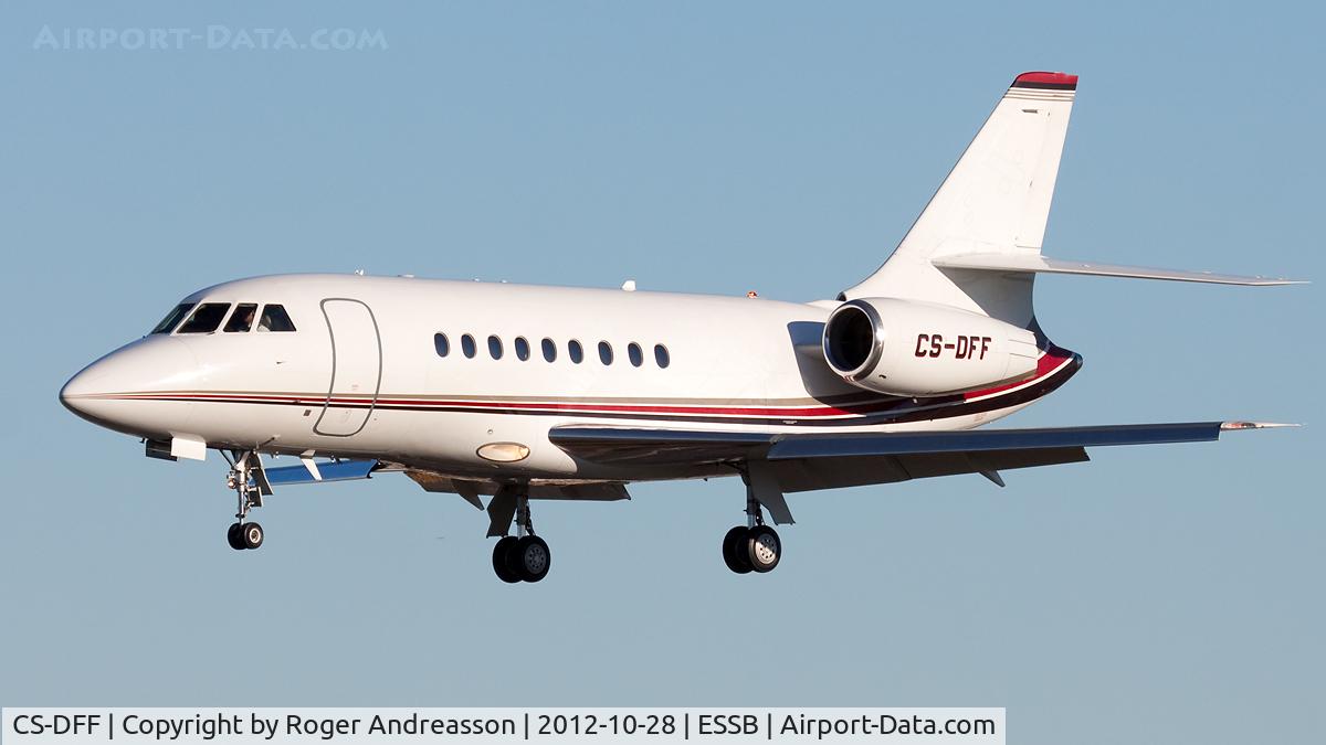 CS-DFF, 2004 Dassault Falcon 2000EX C/N 41, NetJets Europe