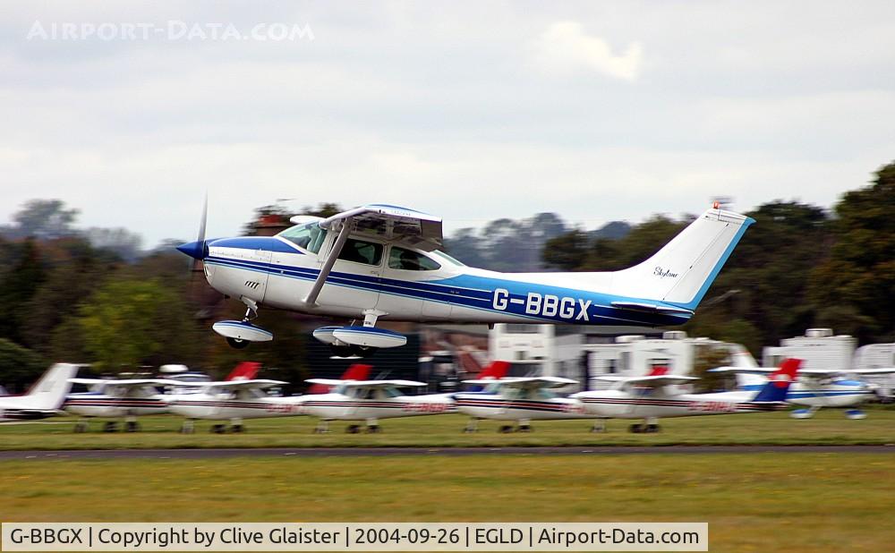G-BBGX, 1973 Cessna 182P Skylane C/N 182-62350, Ex: N58861 > G-BBGX - Originally in private hands August 1973 and currently with and a trustee of, GX Group since February 2001.