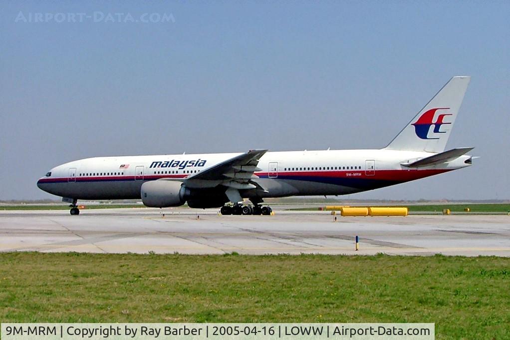 9M-MRM, 2001 Boeing 777-2H6/ER C/N 29066, Boeing 777-2H6ER [29066] (Malaysian Airlines) Vienna~OE 16/04/2005