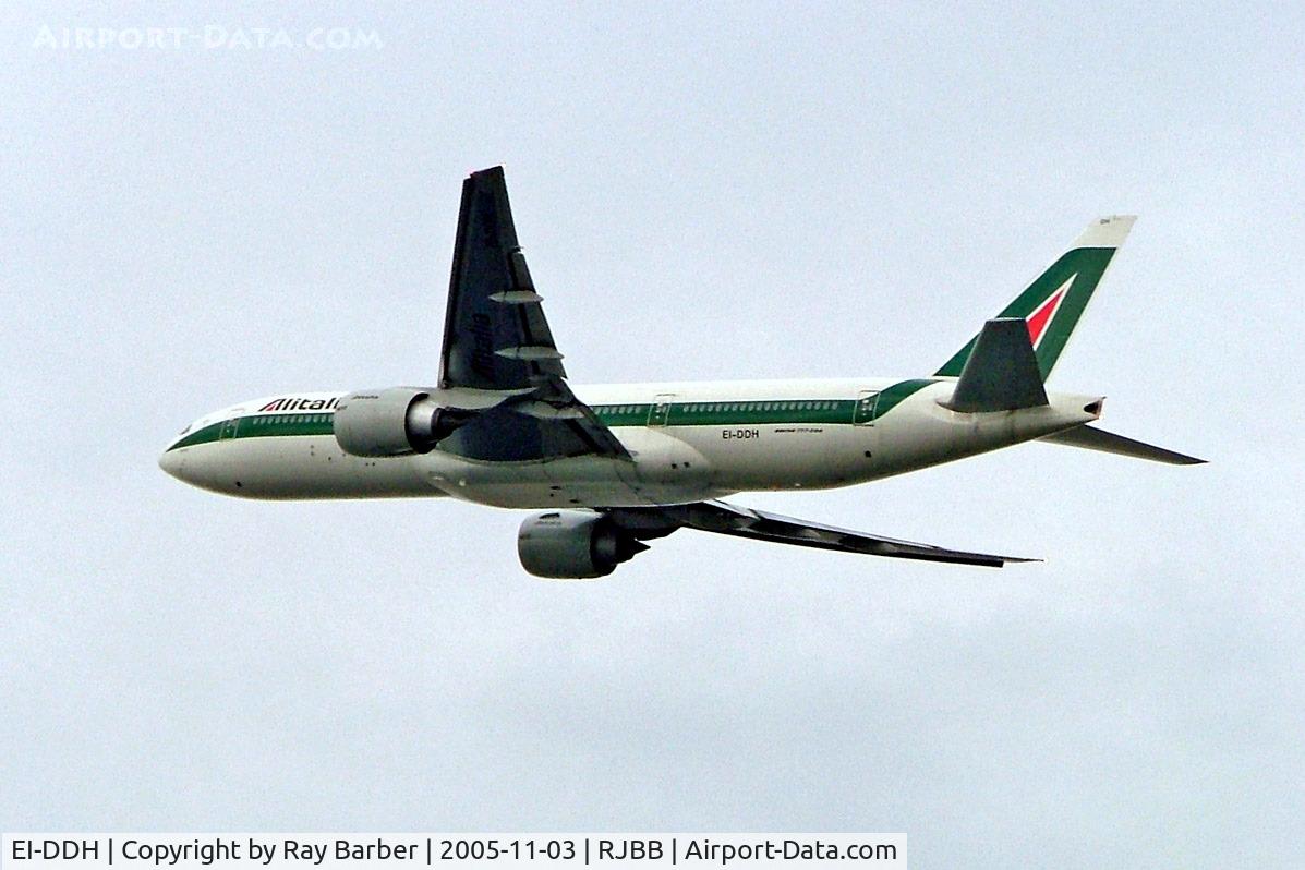 EI-DDH, 2004 Boeing 777-243/ER C/N 32784, Boeing 777-243ER [32784] (Alitalia) Osaka-Kansai~JA 03/11/2005